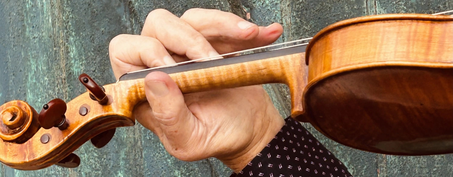 clayton-haslop-violin